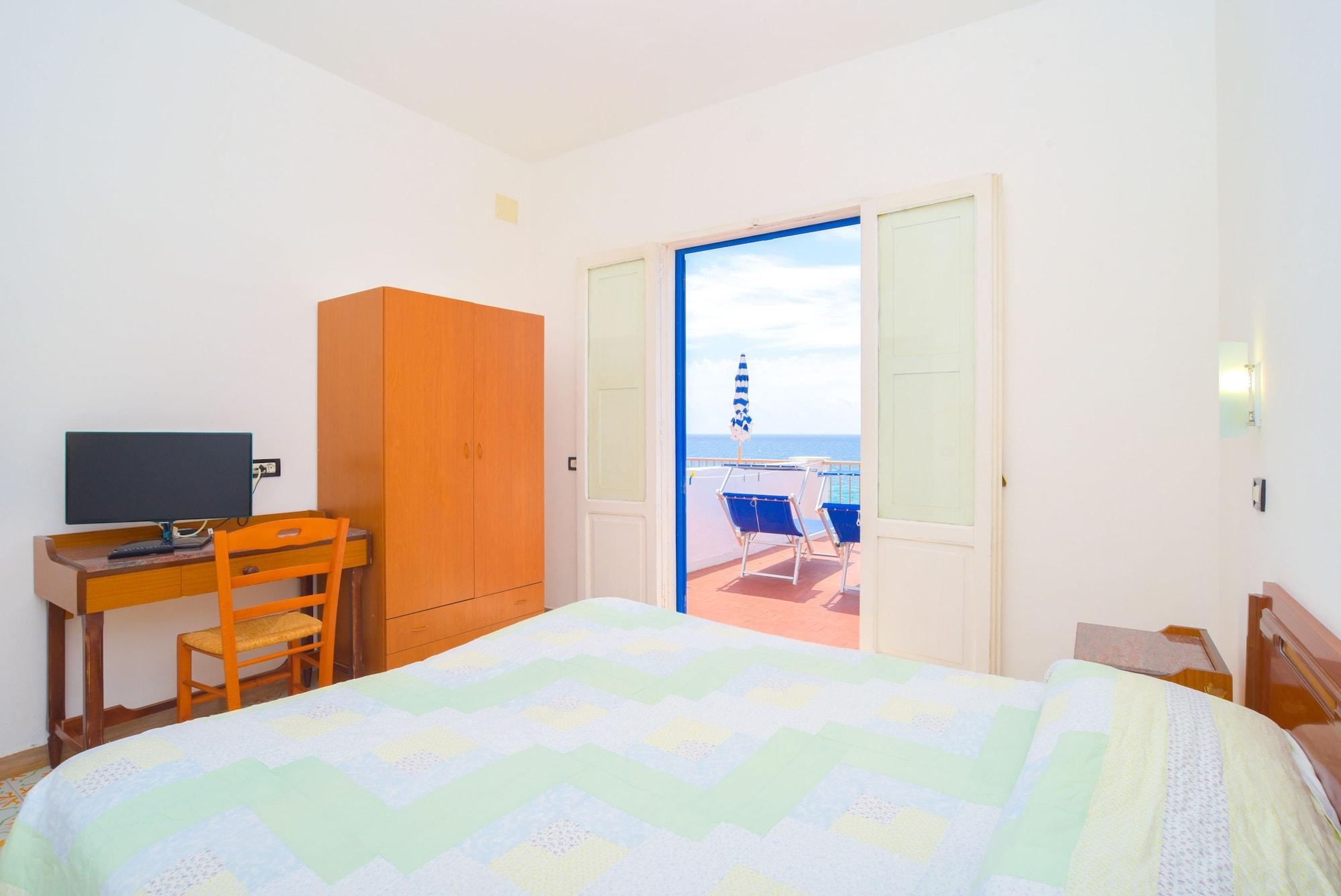 Hotel Regina Del Mare Barano d'Ischia Exterior photo