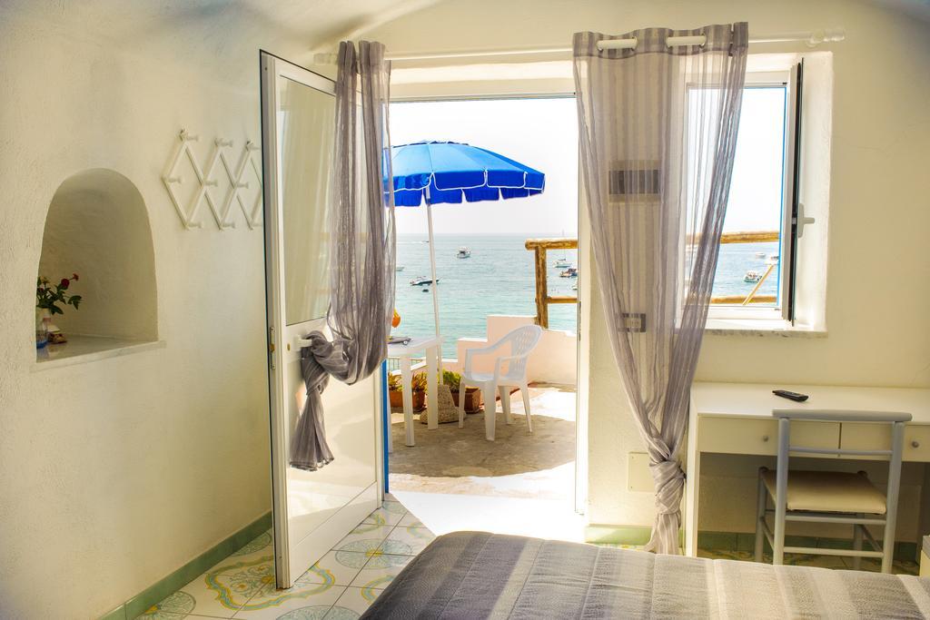 Hotel Regina Del Mare Barano d'Ischia Exterior photo