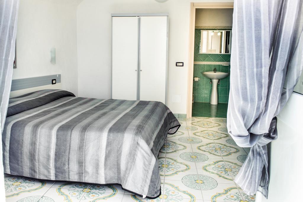 Hotel Regina Del Mare Barano d'Ischia Exterior photo